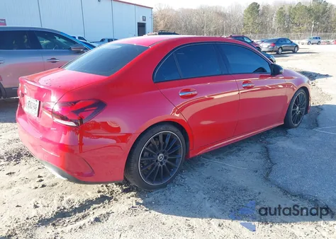 2019 Mercedes-Benz A 220 из США, поврежденный, VIN WDD3G4EBXKW019283